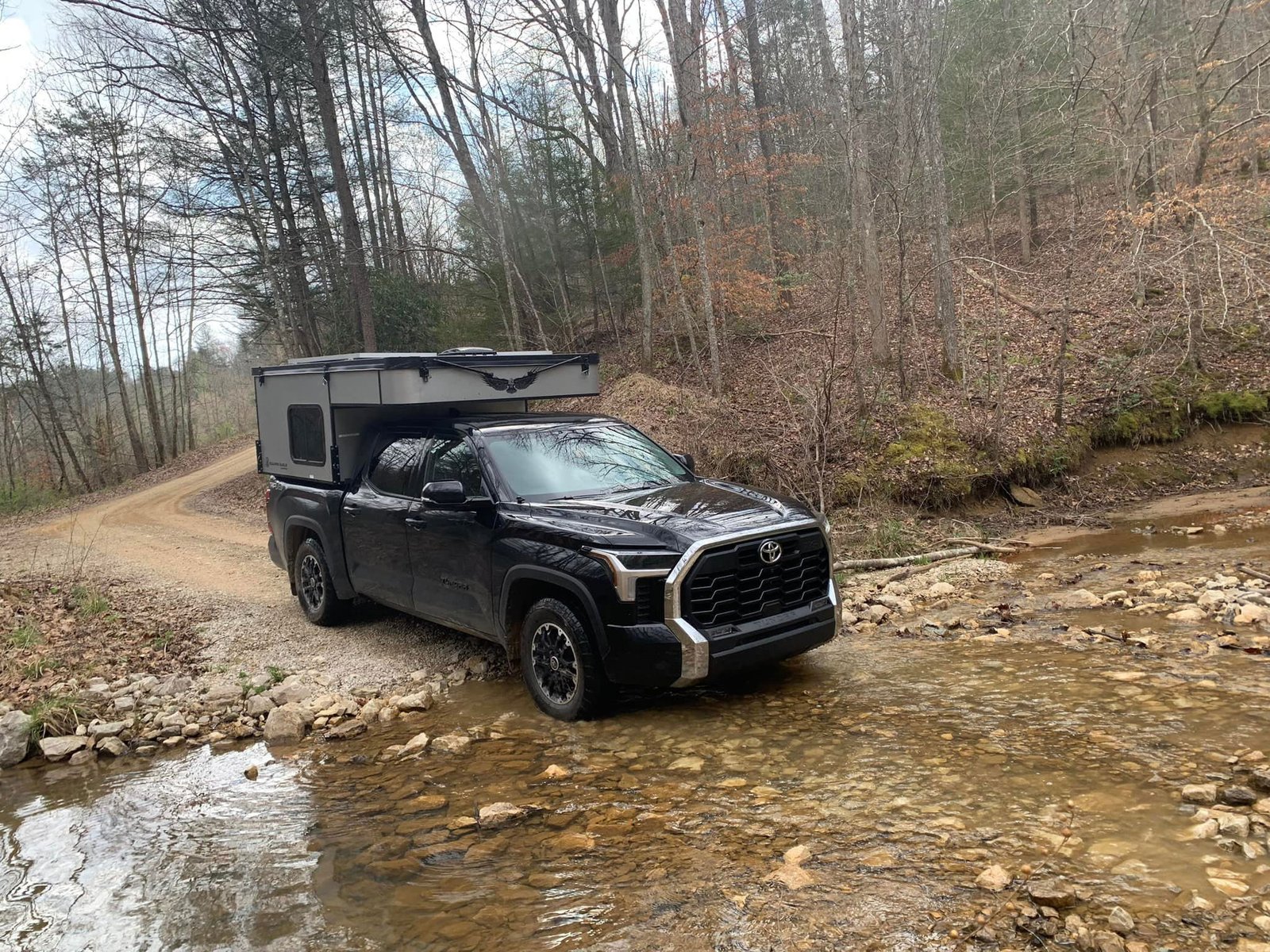 OV-X 5.5 truck topper camper