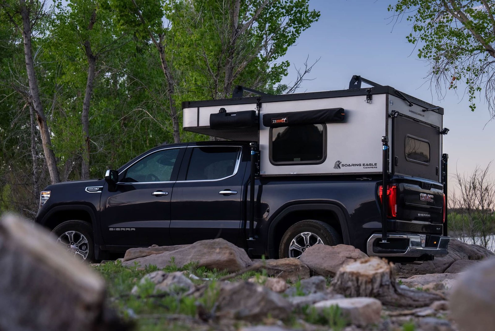 OV-X 8.0 truck topper camper